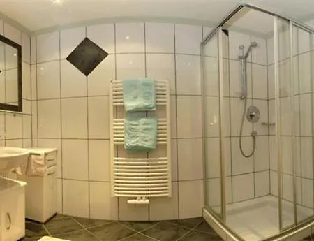 Hotel Kristall 3*