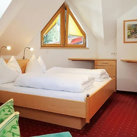 Kristall Hotel