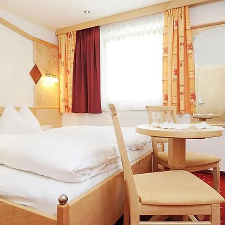 Hotel Kristall 3*
