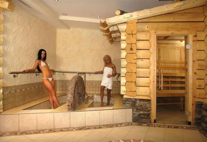 מלון Kristall אישגל